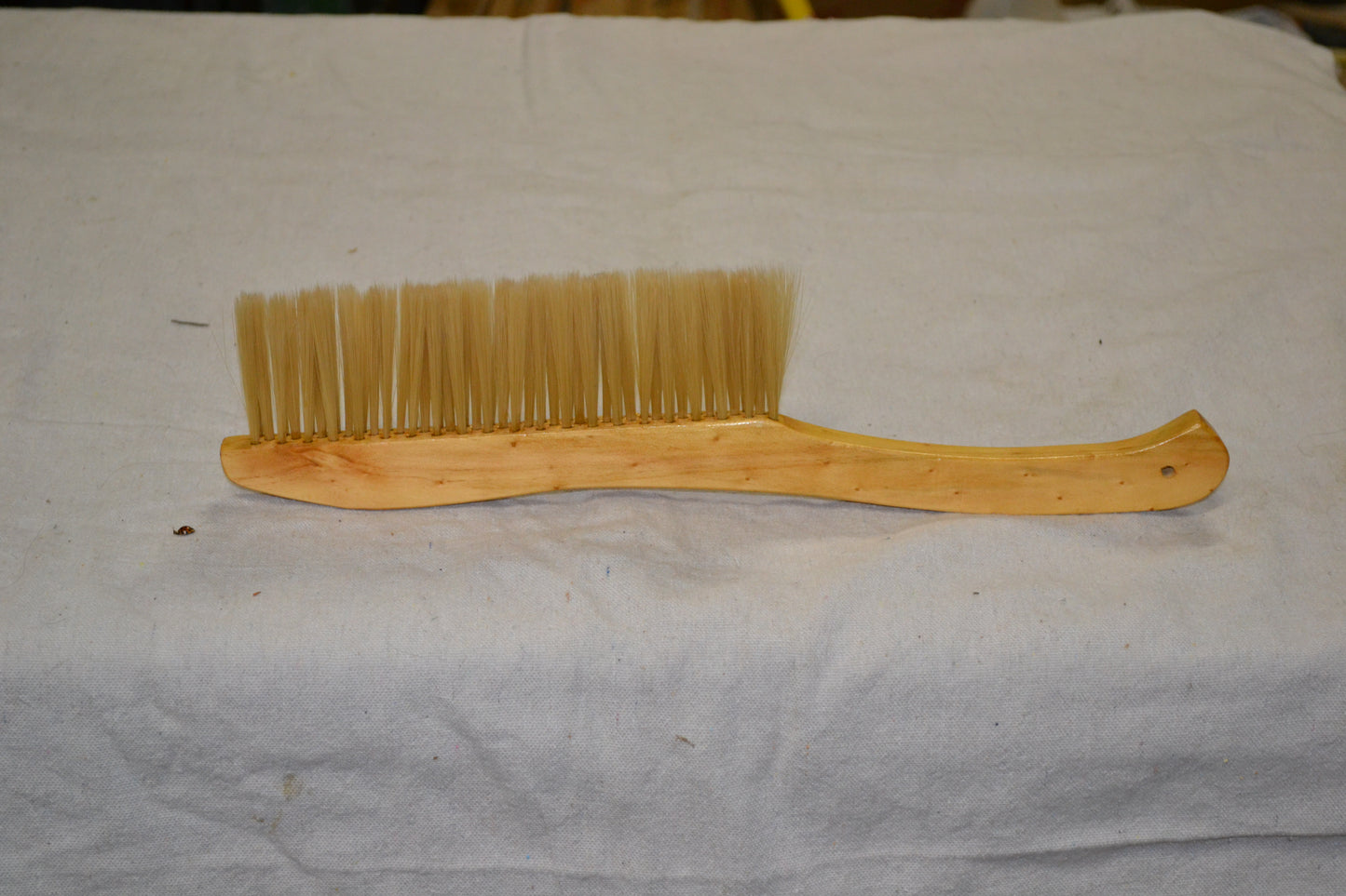 Gentle Bee Brush – Safely Sweep Bees Without Harm